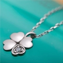 ★受注生産★【鑑別書付】プラチナPT900 天然ダイヤネックレス ダイヤモンドペンダント/ネックレス0.014ct 四葉クロバーモチーフ