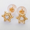 ★受注生産★K10イエローゴールド 天然ダイヤモンドピアス ダイヤ0.06ct アンティーク調フラワーモチーフ