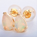ピアス エチオピアオパール K18 イエローゴールド 6mm×4mmサイズ カボションカット シリコン製ダブルロックキャッチ仕様