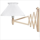 LE KLINT(レ・クリント) ブラケットランプ 332 木製フレーム KB332O