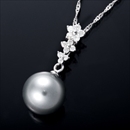 ★受注生産★K18WG　南洋黒蝶シルバーグレイ真珠ペンダント