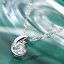 ★受注生産★18金ホワイトゴールド(K18WG) ダイヤムーンペンダント