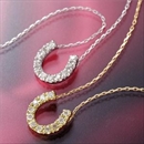 ★受注生産★K18ホースシューダイヤモンドペンダント/ネックレス WG